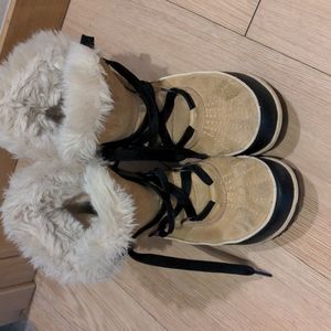 Sorel caribou winter boots
